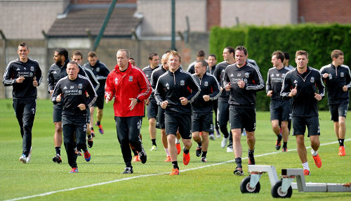 NBA交易市场最新动态：火箭完成签约（NBA交易市场新进展：火箭敲定签约）