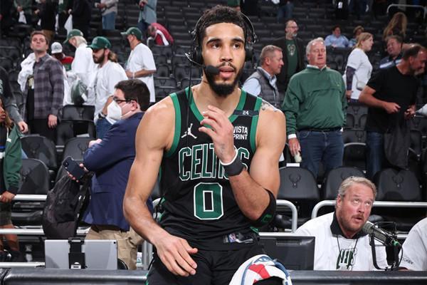 神户主帅：我们知道申花球员的水平，开始阶段我们一度被压制（神户主帅：清楚申花实力，开局阶段一度被对手压制）