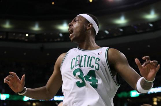 荷媒：阿贾克斯将与小克鲁伊夫会面，他是贾府新任总监候选人（荷媒：阿贾克斯拟约见小克鲁伊夫，后者被视为新任总监人选）