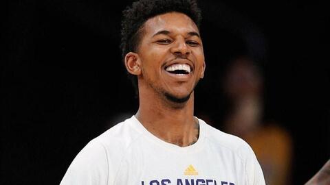 4年3次重伤仍能成首轮秀！塔图姆亲承不如他，如今却在打CBA（4年三次重伤仍跻身首轮！塔图姆曾自认不及他，如今却征战CBA）