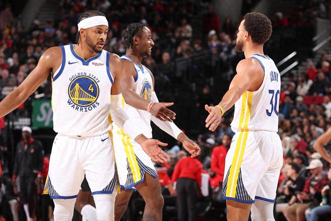 罗马诺：曼联视若昂-戈麦斯为机会型选择，前提是狼队愿放人（罗马诺：若狼队点头，曼联将把若昂-戈麦斯列为机会引援）