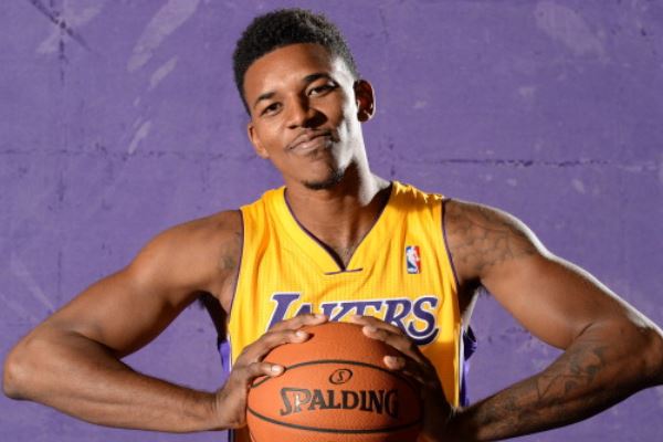 早报：此去山高水长，坚信重逢有期（早报：山长水远，笃信再会有时）