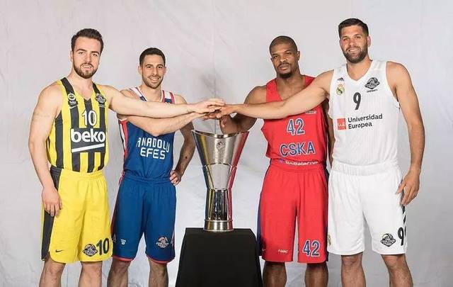 火船战裁判报告：申京勾手得分是进攻犯规，唯一漏判快船吃亏（火箭-快船战裁判报告：申京勾手应判进攻犯规，唯一漏判对快船不利）