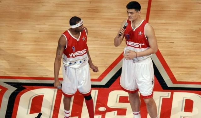 与4结缘，多特5轮欧冠联赛有4轮打入4球，剩下1轮被曼城进4球（与“4”难解缘：多特欧冠5战有4场各入4球，唯独对曼城被灌4球）