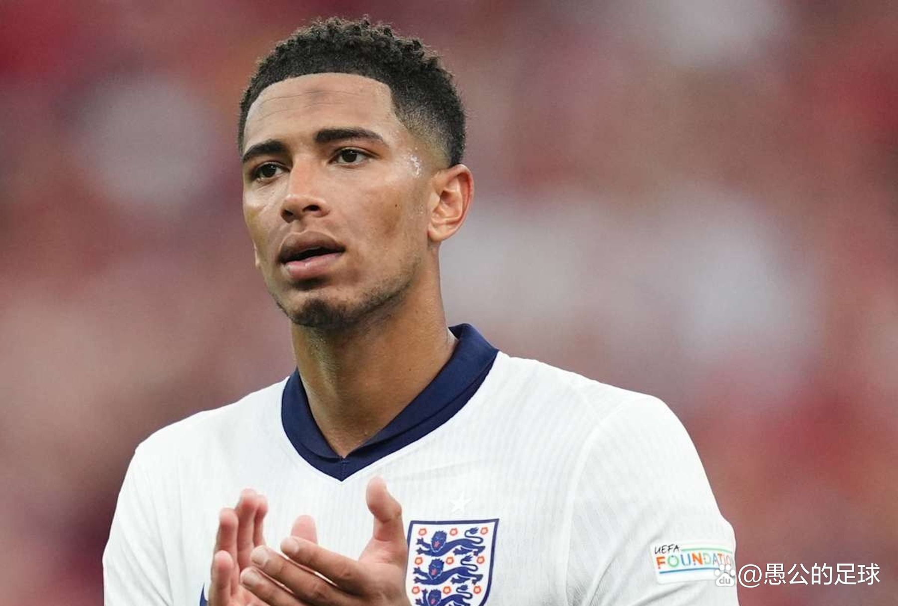 巴媒：罗比尼奥转换监区离开名人牢房，至少将服刑至2027年（巴媒：罗比尼奥已离开名人牢房转至普通监区，至少服刑至2027年）