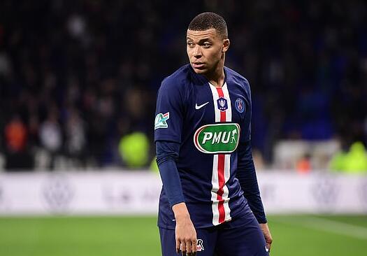 根本防不住！杰曼半场10中7高效轰下20分1板5助1帽（无人可挡！杰曼半场10投7中高效砍下20分1板5助1帽）