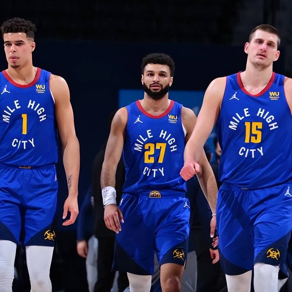 佩杜拉：米兰尚未敲定迈尼昂续约，后者仍然可能在赛季末离队（佩杜拉：米兰与迈尼昂续约尚未敲定，赛季末仍存在离队可能）